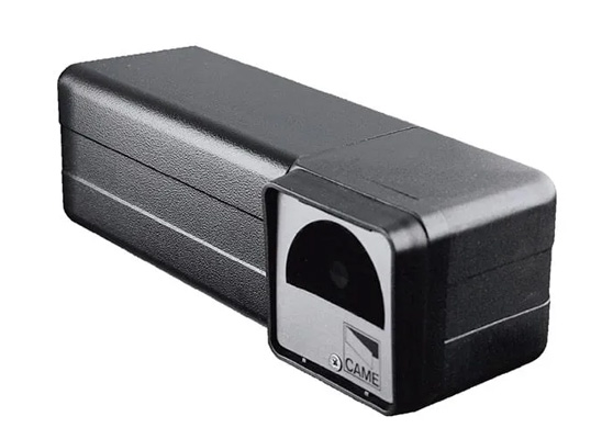 Кронштейн для установки фотоэлемента DLX, DELTA, DOC на тумбу шлагбаумов G2500, G3750, G4000, G6000, G6500 (G0468)
