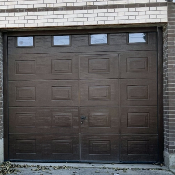 Секционные гаражные ворота Hormann LPU 42
